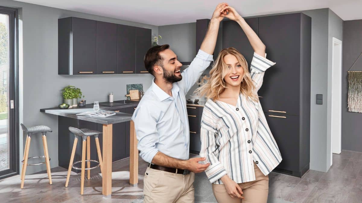 Marre du blanc ? Ces couleurs transforment instantanément votre cuisine